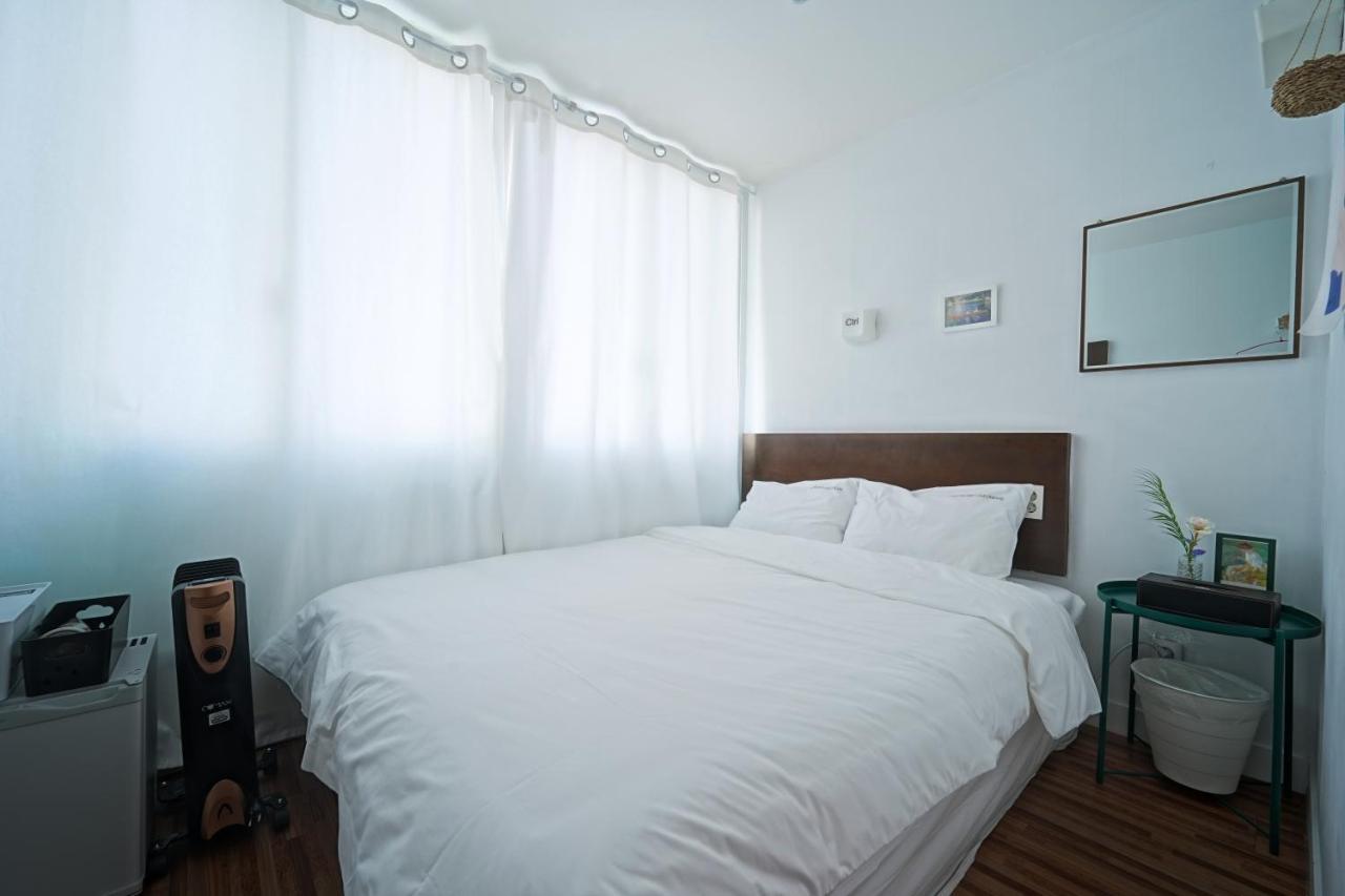 Ekonomy Haeundae Hostel Busan Esterno foto