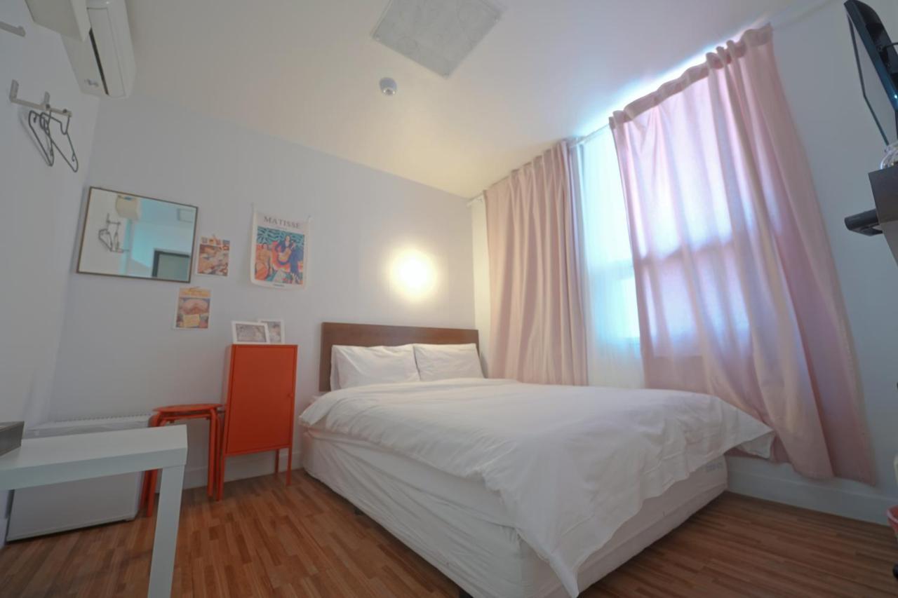 Ekonomy Haeundae Hostel Busan Esterno foto
