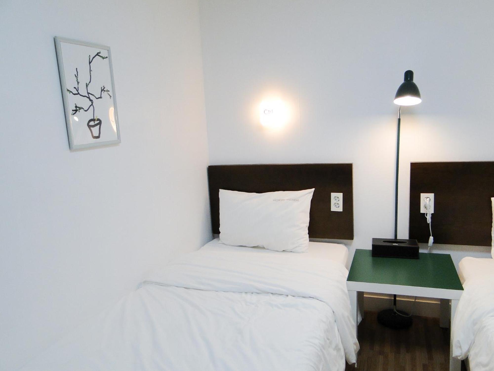 Ekonomy Haeundae Hostel Busan Esterno foto