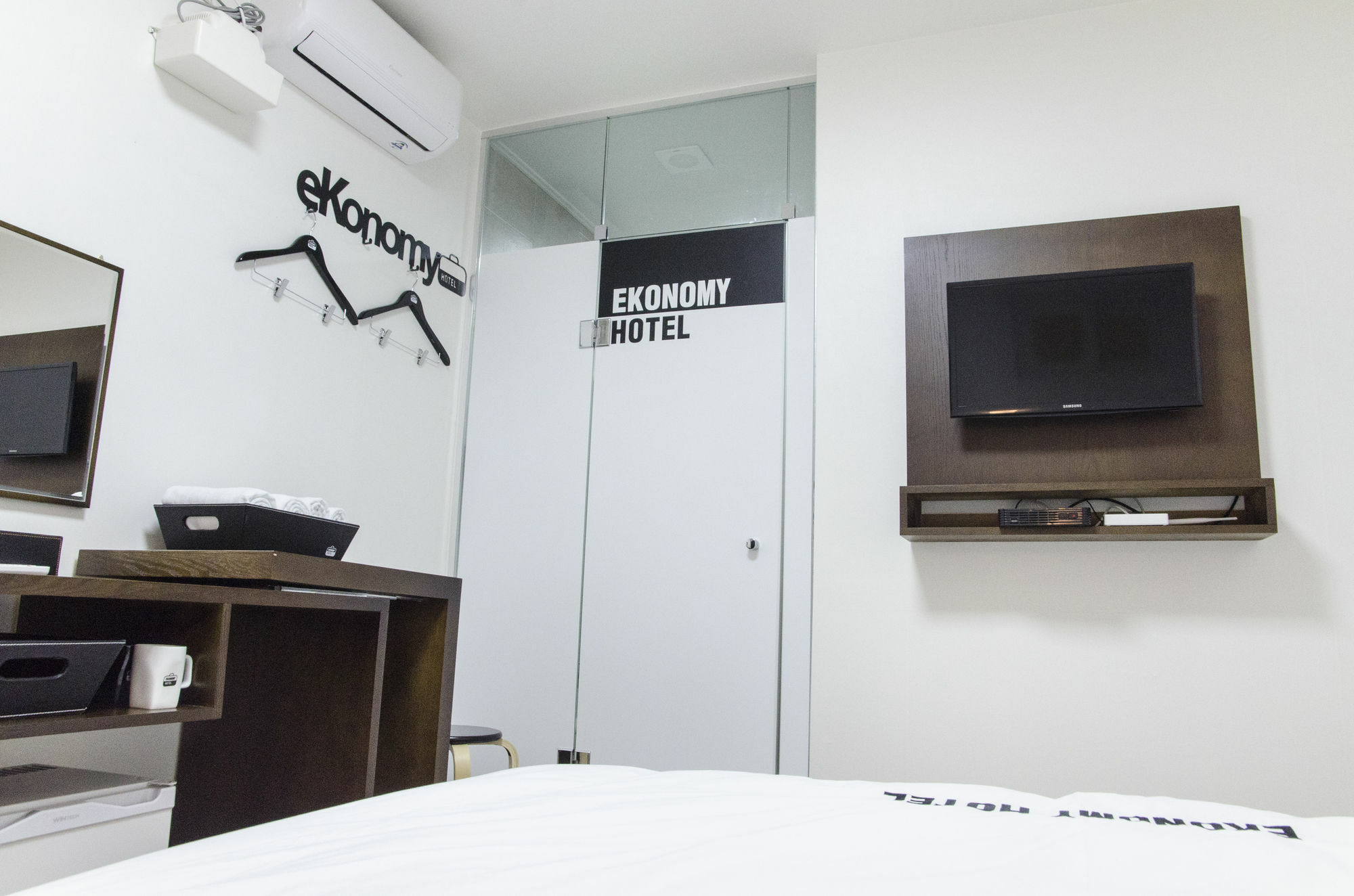 Ekonomy Haeundae Hostel Busan Esterno foto